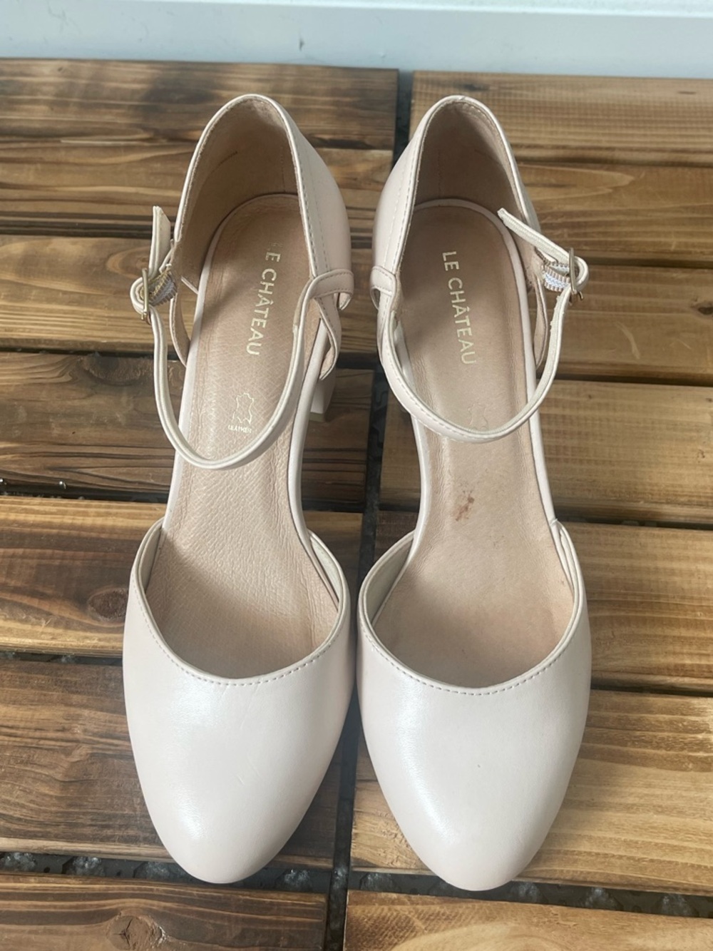 Cute Vintage Le Chateau Nude/Blush Leather Ankle Strap Heels